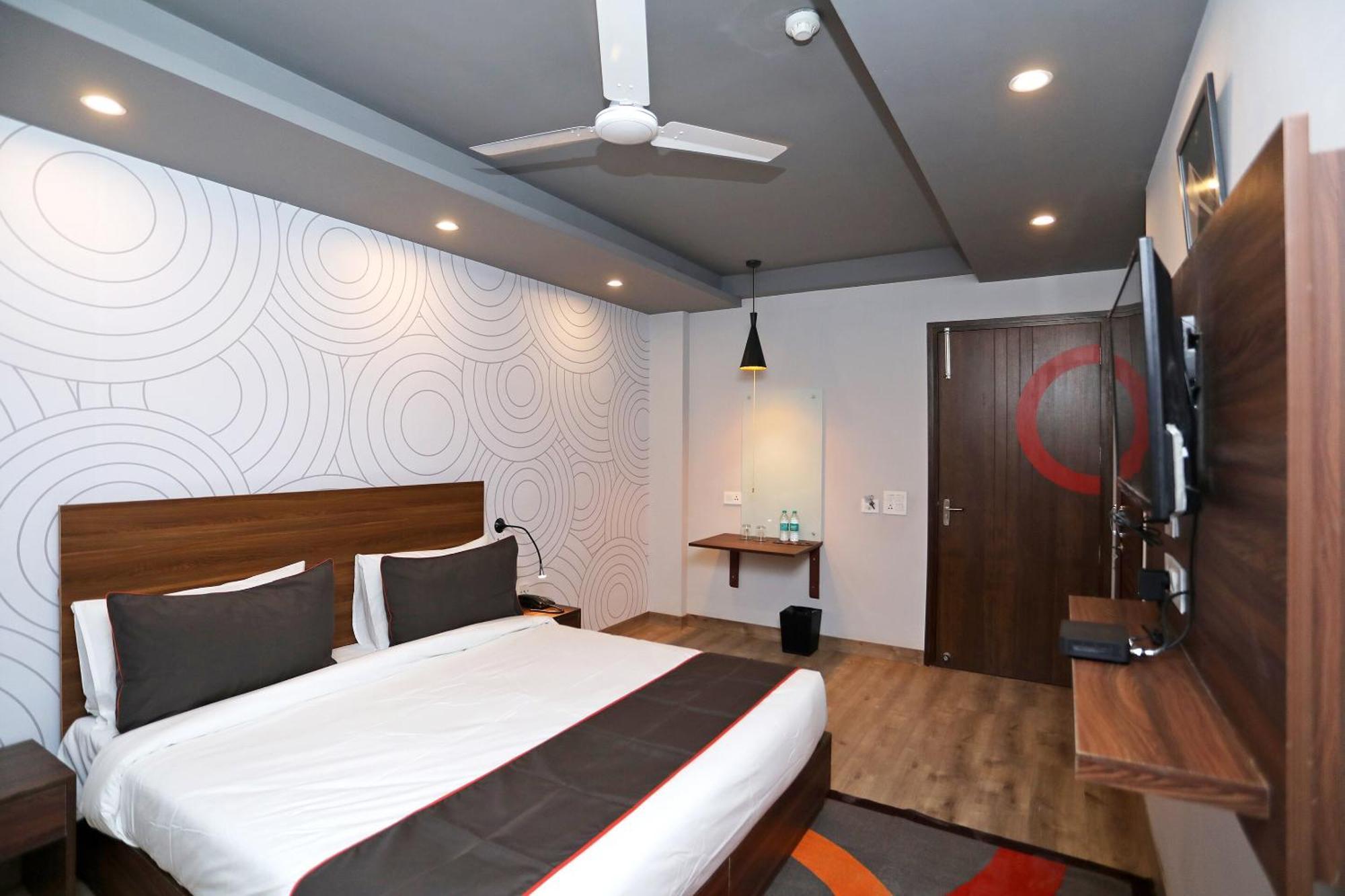 Hotel Collection O Moonlight à Delhi  Extérieur photo
